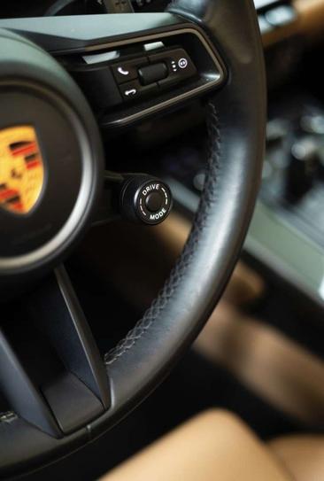 Porsche 992 I Carrera 4S Cabriolet — photo 15