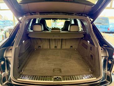 Porsche Cayenne III E-Hybrid Coupé — photo 9