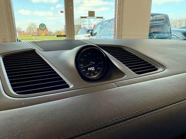 Porsche Cayenne III E-Hybrid Coupé — photo 17