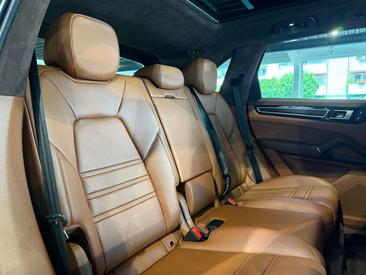 Porsche Cayenne III GTS Coupé — photo 26