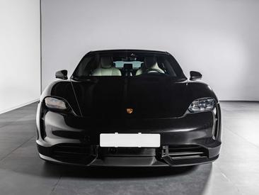 Porsche Taycan Turbo — photo 2