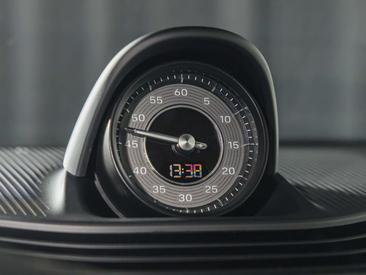 Porsche Taycan Turbo — photo 6