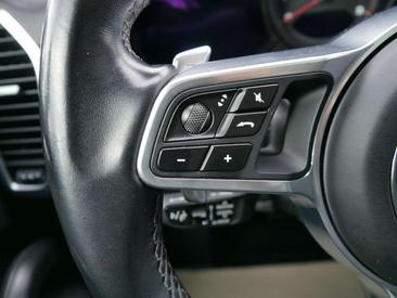 Porsche Cayenne III Coupé — photo 14