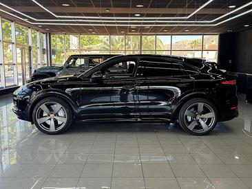 Porsche Cayenne III Turbo Coupé — photo 5