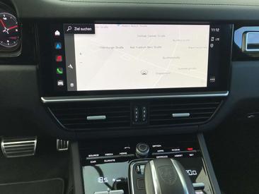 Porsche Cayenne III GTS — photo 15
