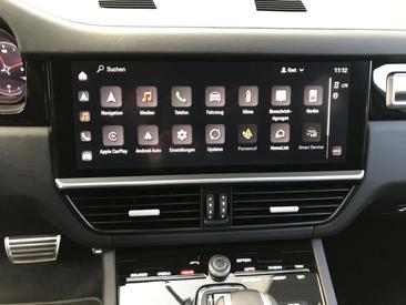Porsche Cayenne III GTS — photo 16