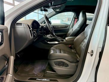 Porsche Cayenne III Turbo Coupé — photo 8