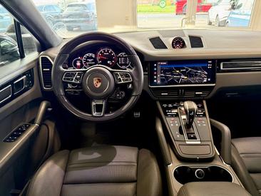 Porsche Cayenne III Turbo Coupé — photo 16