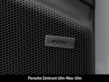 Porsche Macan Electrique 4S — photo 22