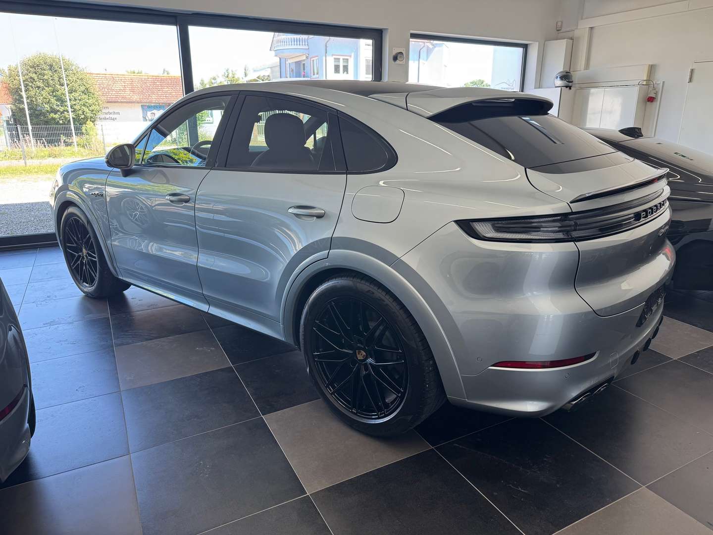 Porsche Cayenne Coupé E-Hybrid - 2024 - Joinsteer - #4