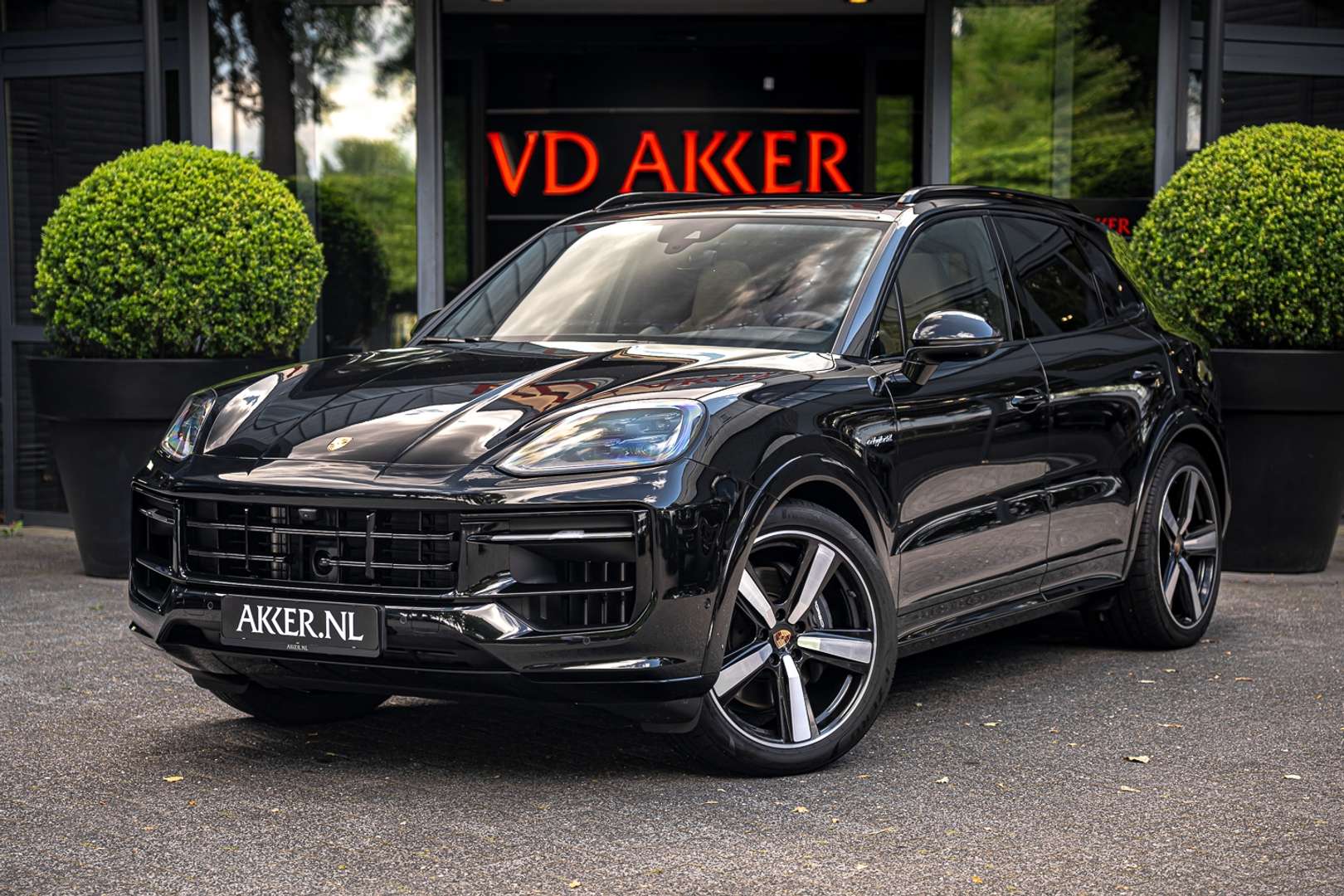 Porsche Cayenne Sport Design E-Hybrid - 2025 - Joinsteer - #1