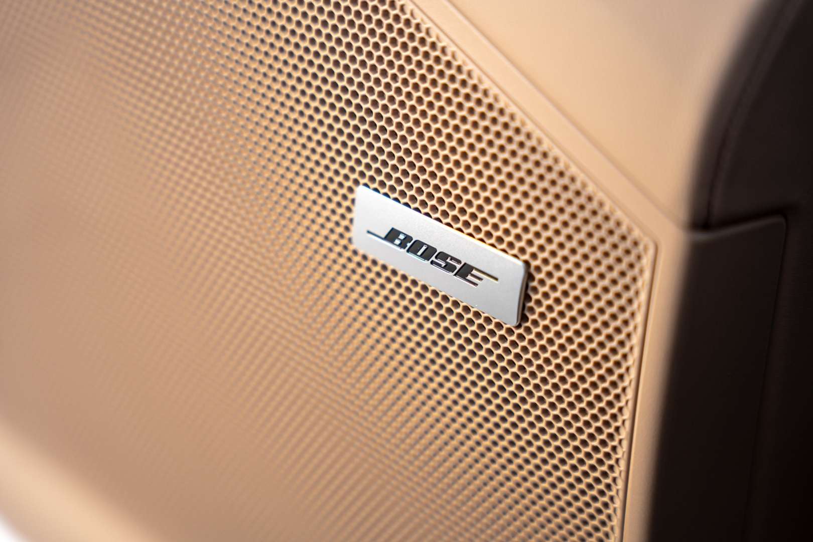 Porsche Cayenne Sport Design E-Hybrid - 2025 - Joinsteer - #9
