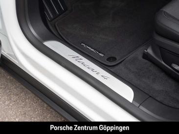 Porsche Macan Electrique Crossover 4 — photo 13