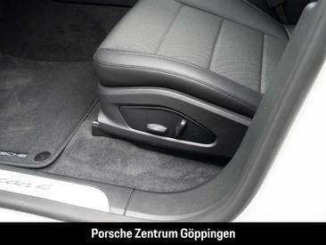 Porsche Macan Electrique Crossover 4 — photo 14