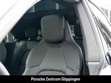 Porsche Macan Electrique Crossover 4 — photo 17