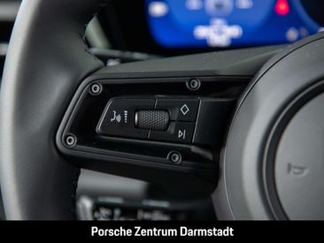 Porsche Macan Electrique Base — photo 22