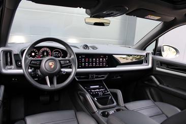 Porsche Cayenne III E-Hybrid Coupé — photo 25