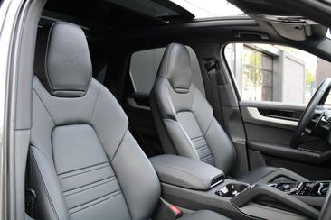Porsche Cayenne III E-Hybrid Coupé — photo 29
