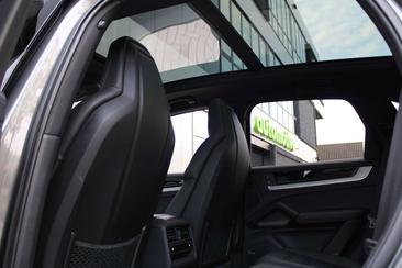 Porsche Cayenne III E-Hybrid Coupé — photo 48