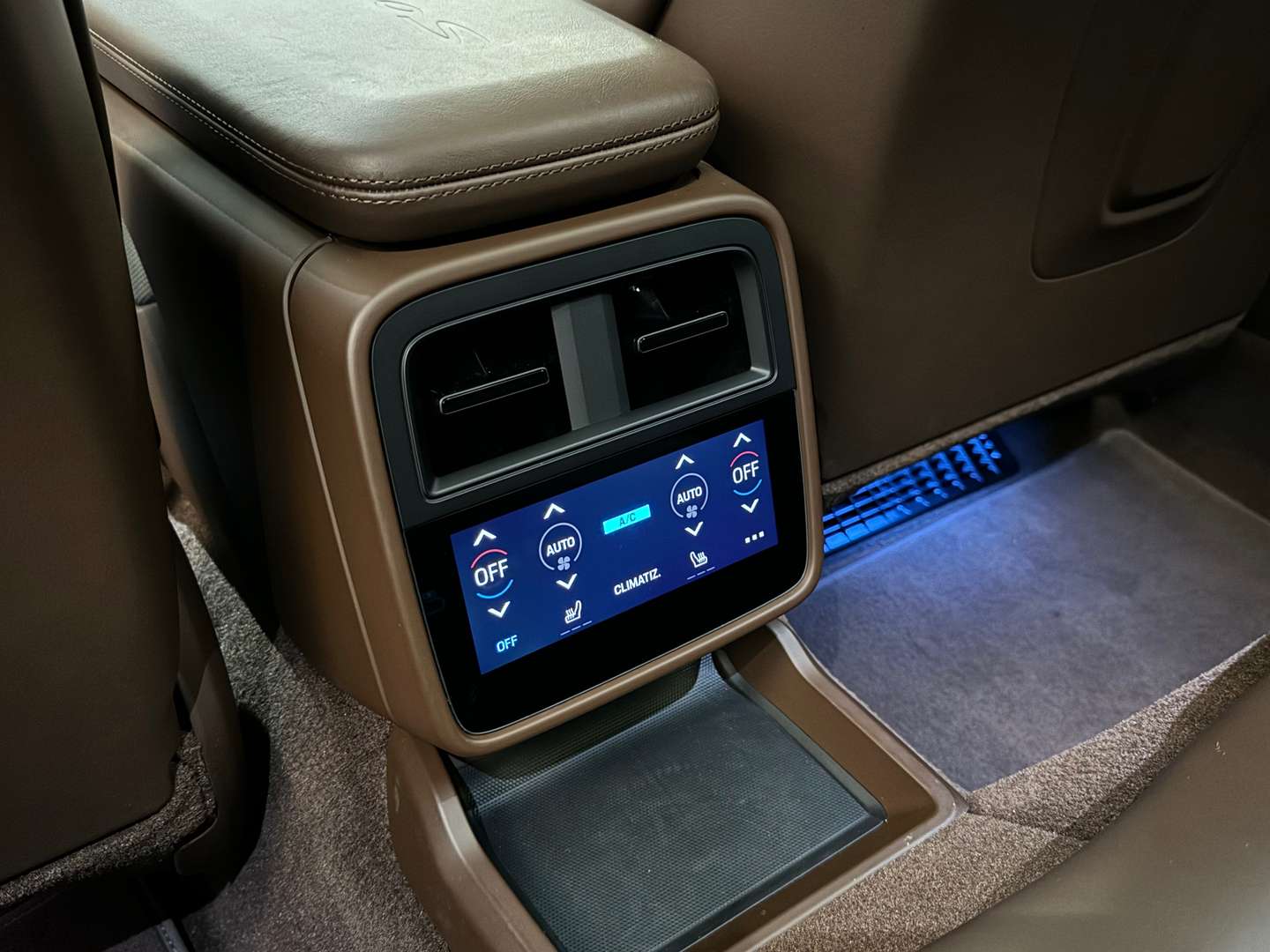 Porsche Taycan Turbo S Cross Turismo - 2023 - Joinsteer - #14