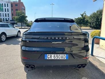 Porsche Cayenne III E-Hybrid Coupé — photo 4