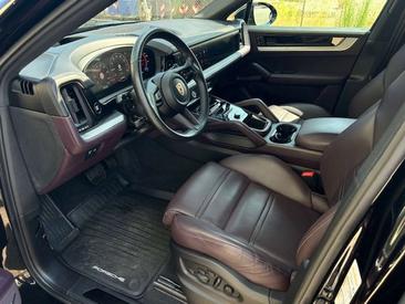 Porsche Cayenne III E-Hybrid Coupé — photo 8