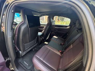 Porsche Cayenne III E-Hybrid Coupé — photo 9