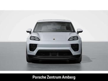 Porsche Macan Electrique 4 — photo 9