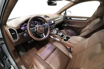 Porsche Cayenne III Turbo S Coupé — photo 9