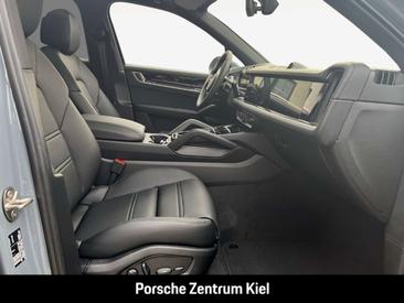Porsche Cayenne III S Coupé — photo 11