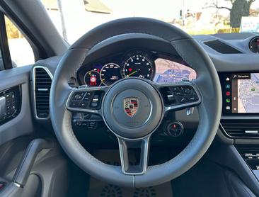 Porsche Cayenne III E-Hybrid Coupé — photo 18