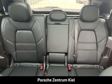 Porsche Cayenne III S Coupé — photo 37