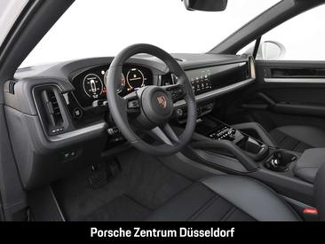 Porsche Cayenne III E-Hybrid Coupé — photo 11