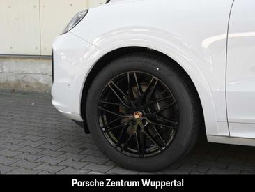 Porsche Cayenne III Turbo Coupé — photo 6