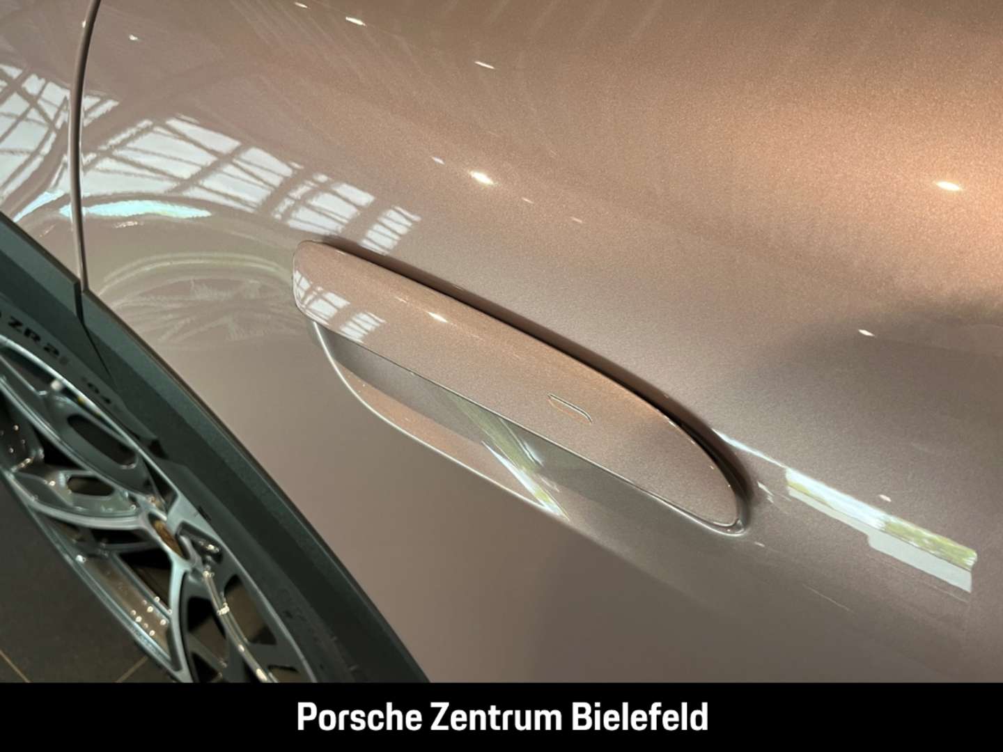 Porsche Taycan Turbo S Cross Turismo - 2023 - Joinsteer - #17