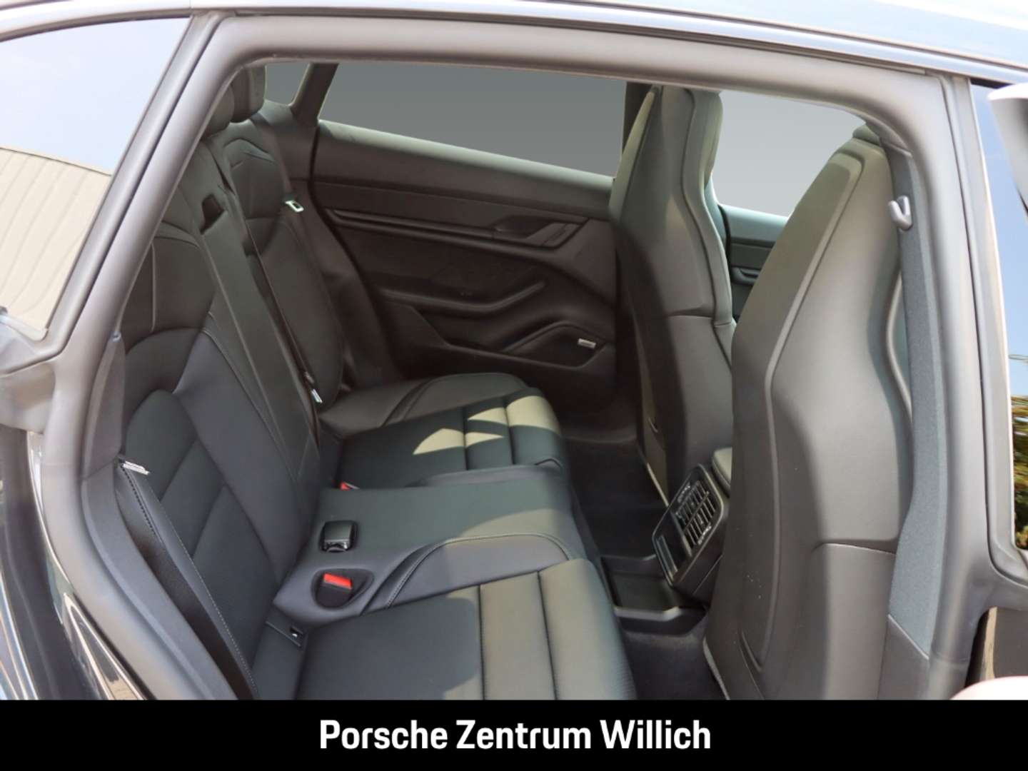 Porsche Taycan Sport Turismo - 2024 - Joinsteer - #17