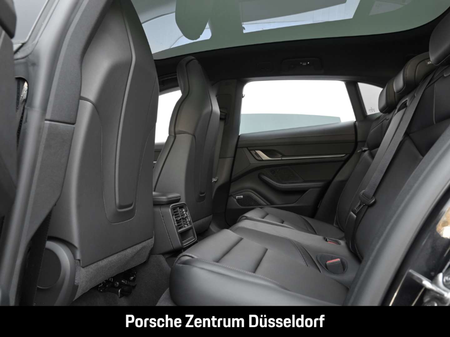 Porsche Taycan Sport Turismo - 2025 - Joinsteer - #13