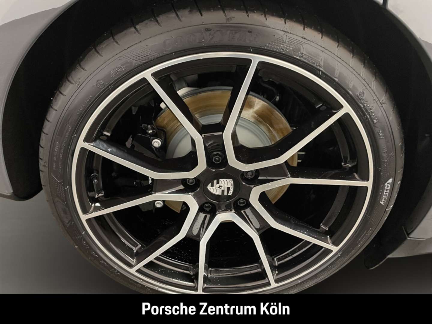 Porsche Taycan Sport Turismo - 2025 - Joinsteer - #10