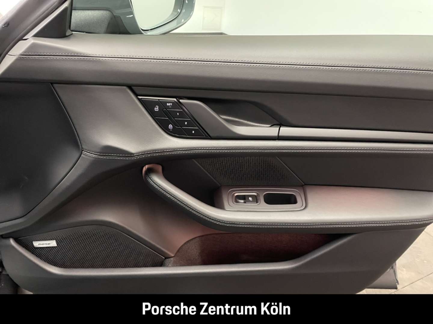 Porsche Taycan Sport Turismo - 2025 - Joinsteer - #20