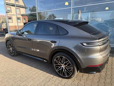 Porsche Cayenne III GTS Coupé — photo 10