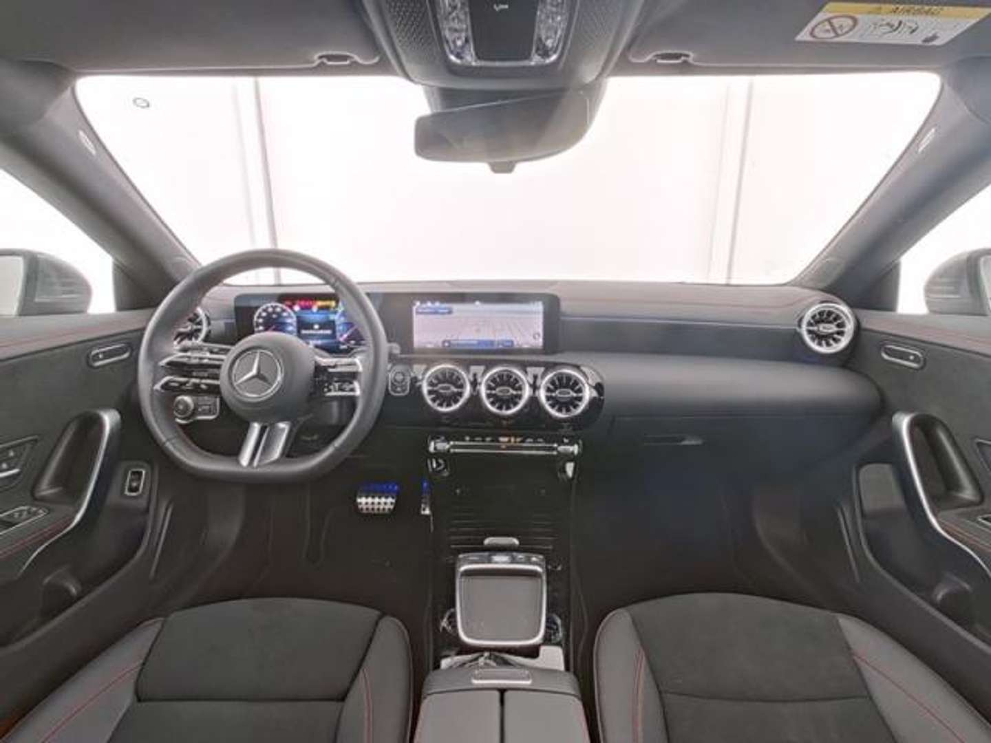 Mercedes CLA Shooting Break 180 Premium - 2024 - Joinsteer - #6