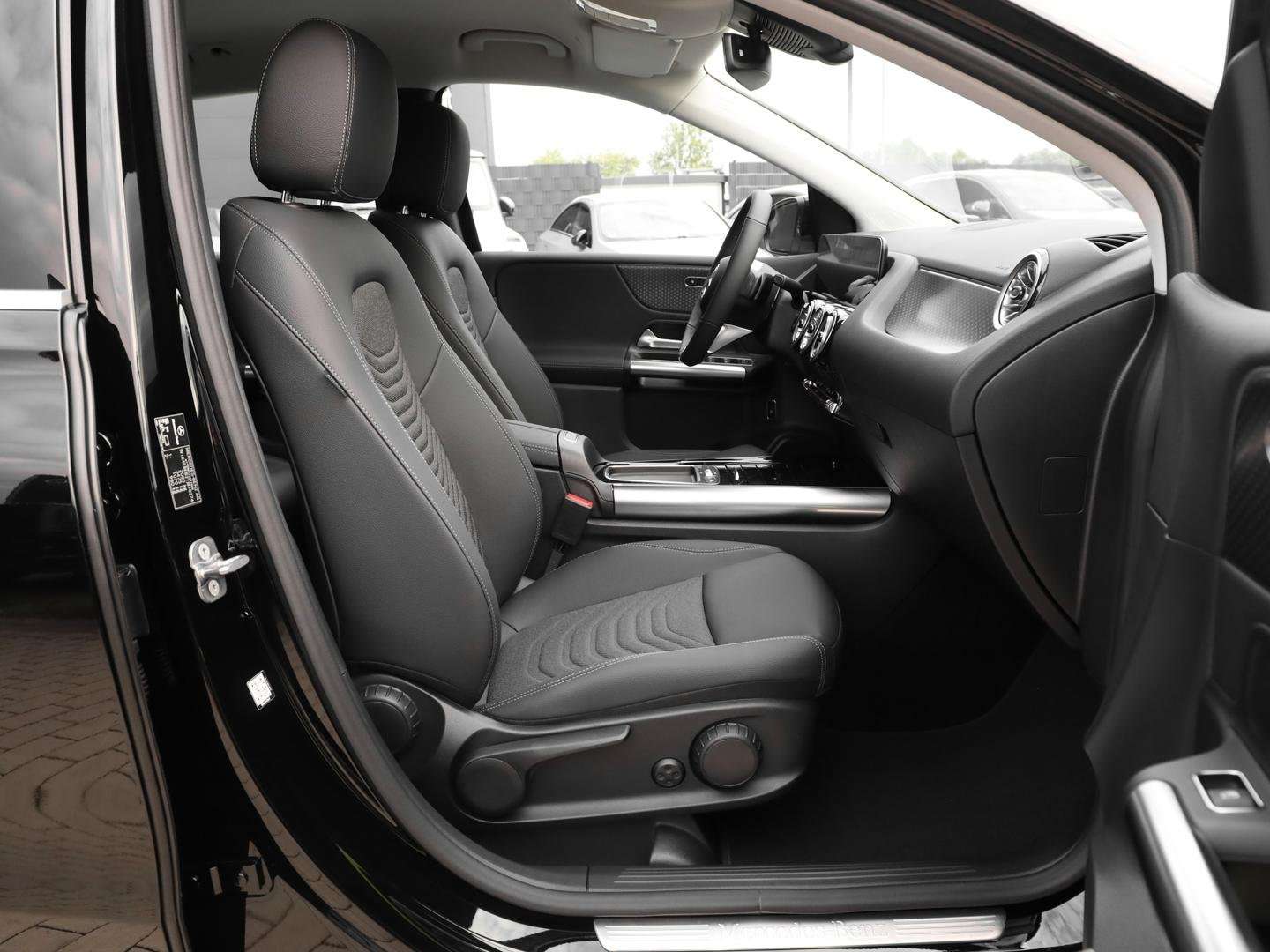 Mercedes Classe B 180 Progressive - 2025 - Joinsteer - #5