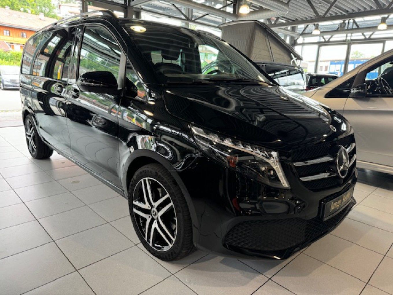 Mercedes Classe V 300 D 4MATIC AVANTGARDE EDITION Kompakt - 2023 - Joinsteer - #2