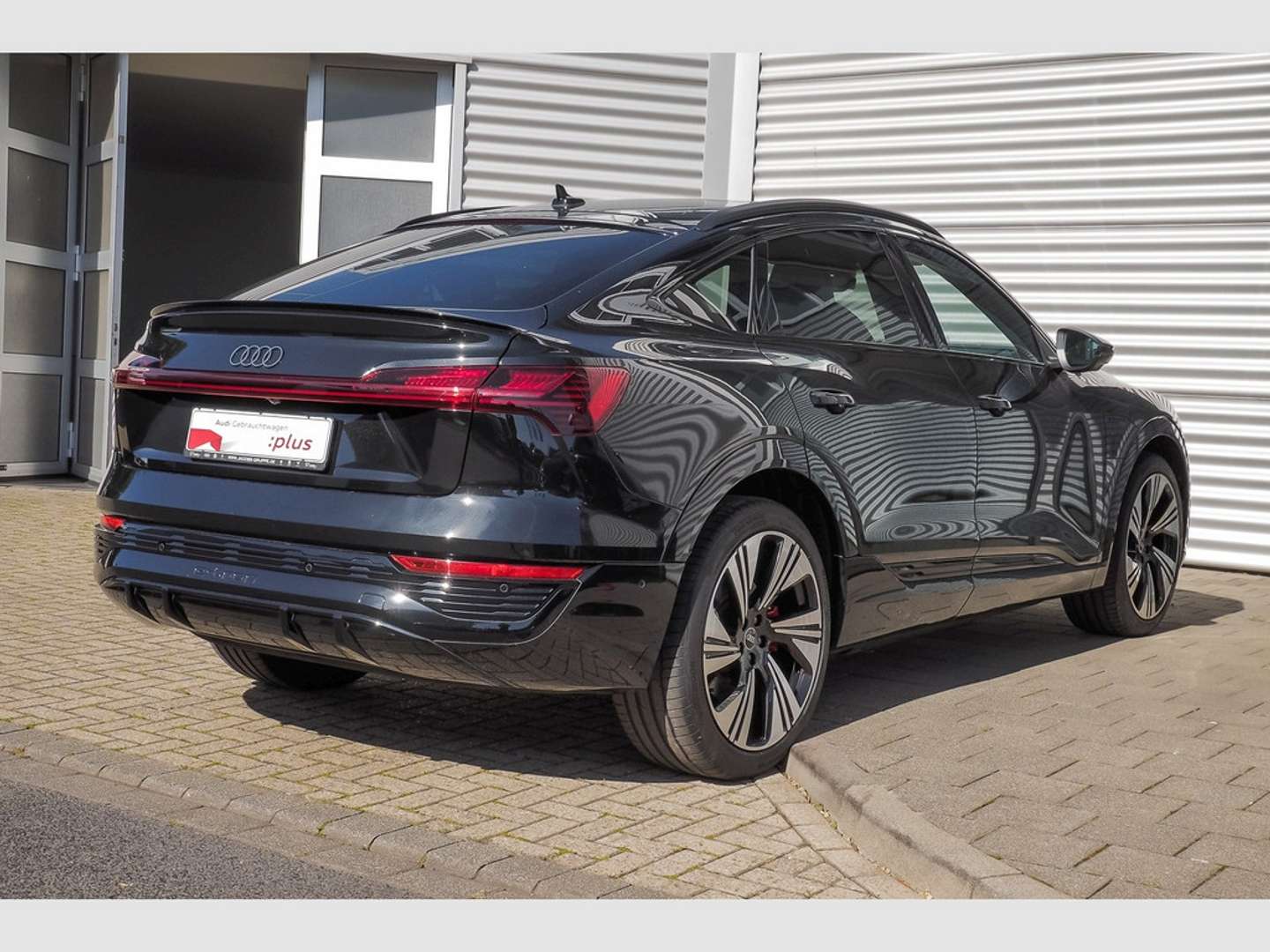 Audi Q8 Sportback 50 S Line Edition - 2023 - Joinsteer - #3