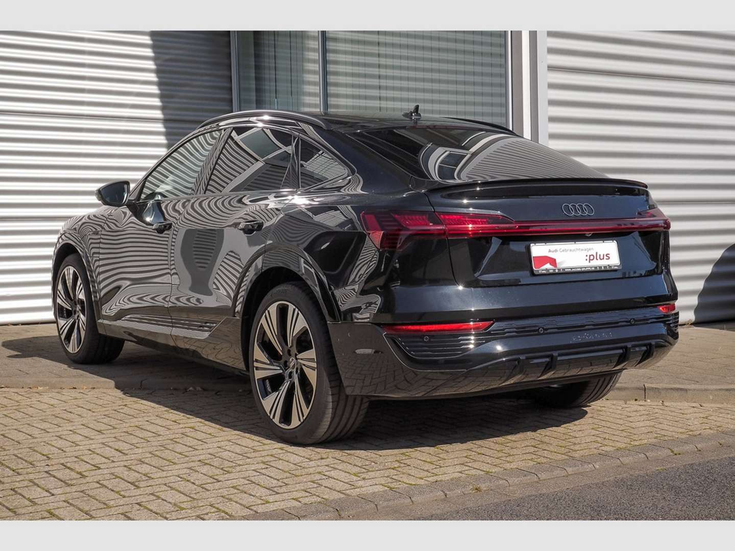 Audi Q8 Sportback 50 S Line Edition - 2023 - Joinsteer - #4