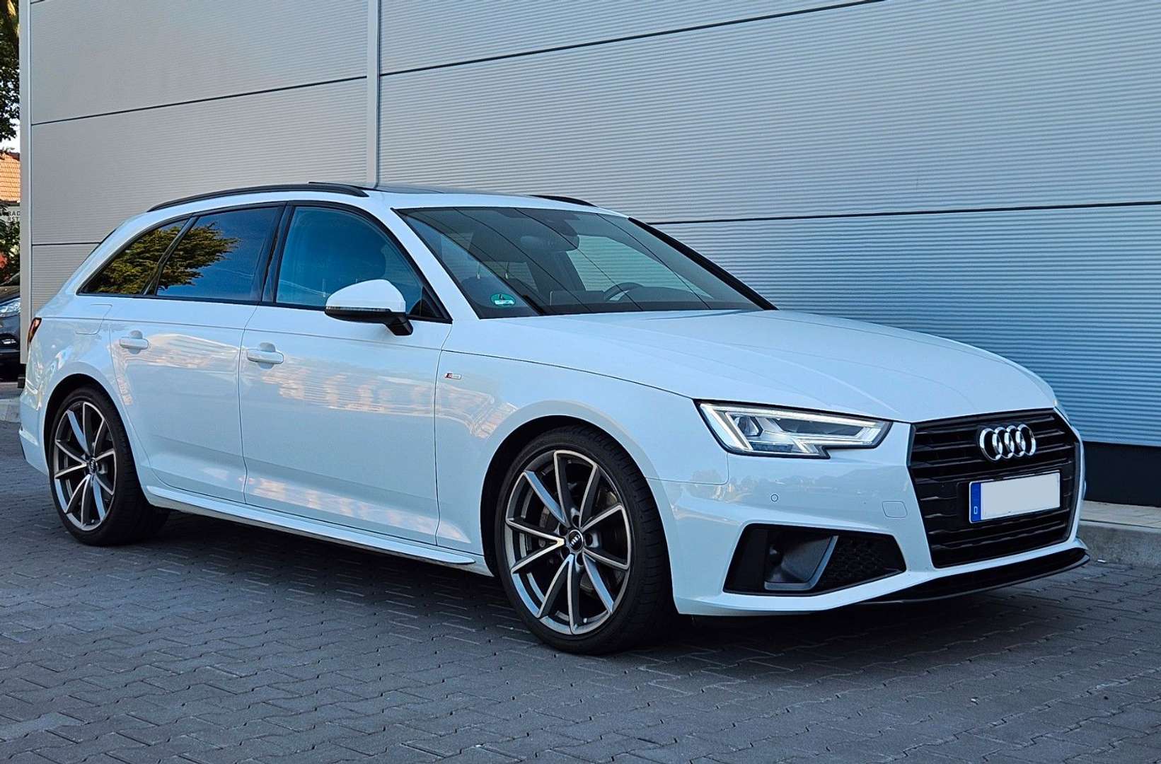 Audi A4 Avant 40 TDI S Line - 2019 - Joinsteer - #2