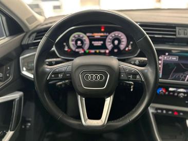 Audi Q3 Sportback 45 TFSIe — photo 17