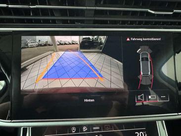 Audi Q7 45 TDI S LINE — photo 12