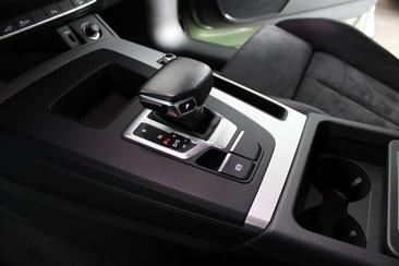 Audi Q5 50 TFSI E Advanced — photo 10