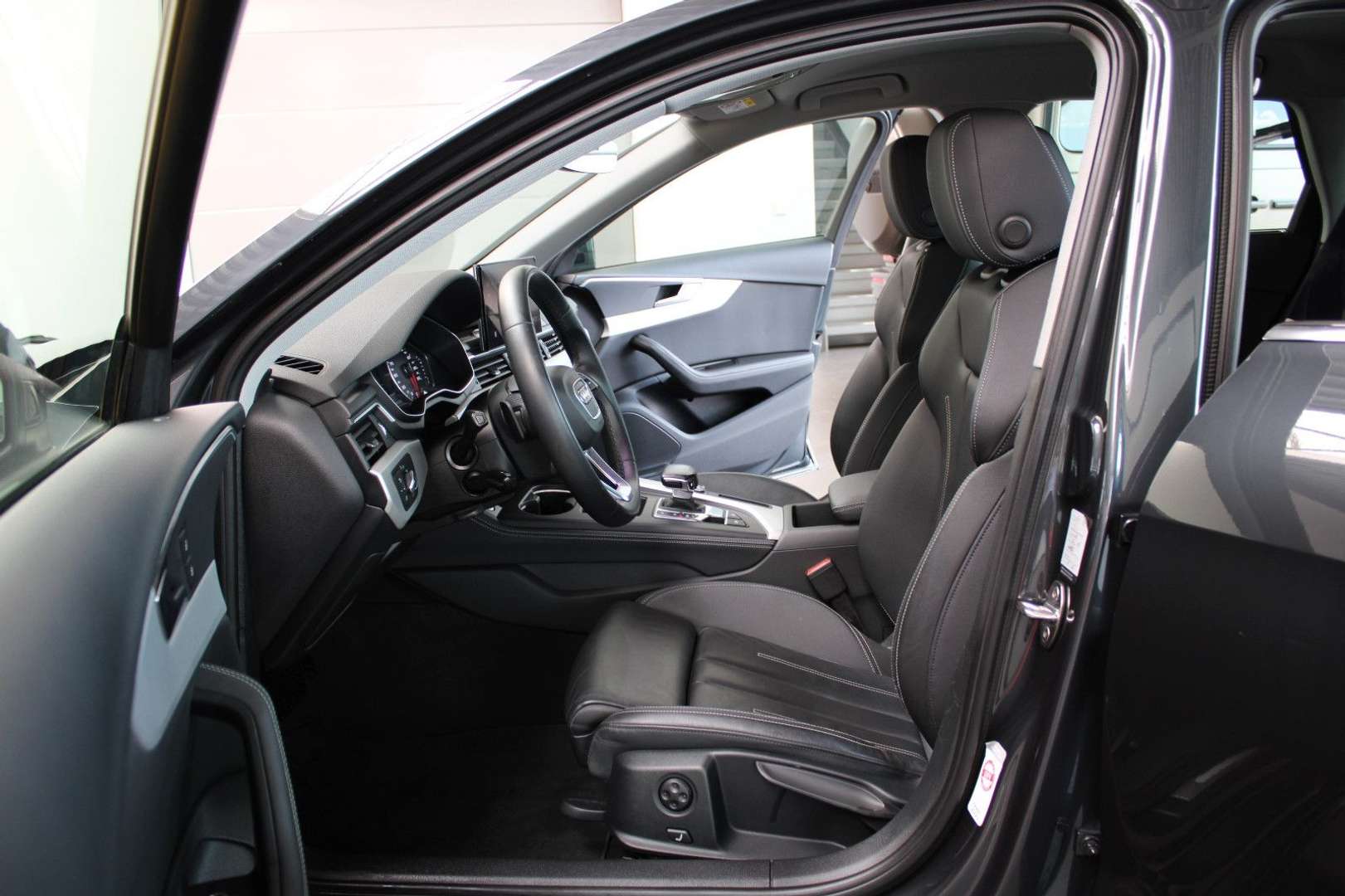 Audi A4 Avant 40 TDI Advanced - 2021 - Joinsteer - #4